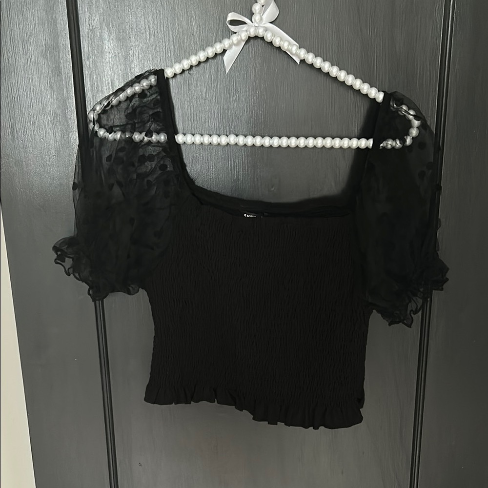 SHEIN Black Puff Sleeve Crop Blouse
